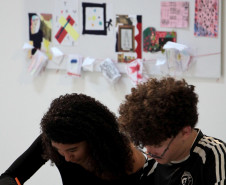Agosto no MAC Paraná tem nova exposição com obras inéditas, oficinas e debates culturais