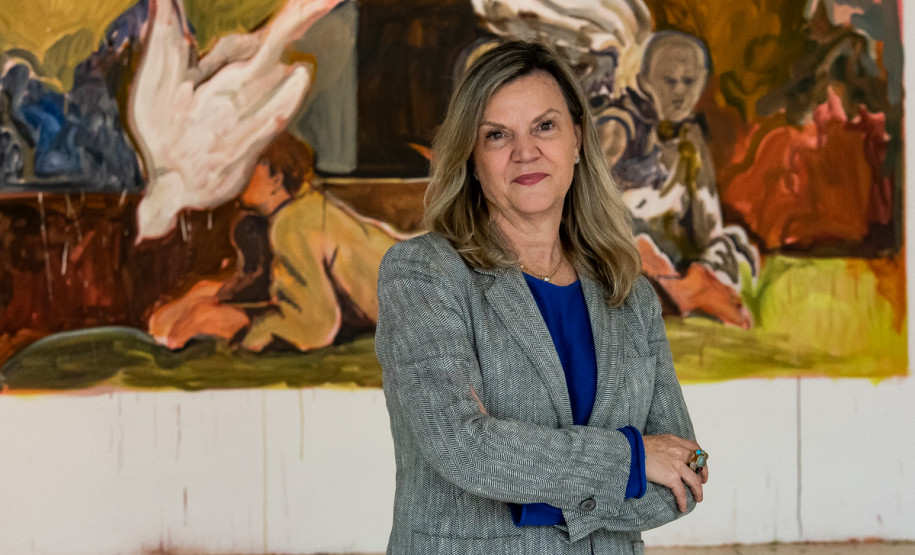 Juliane Fuganti assume a direção do Museu de Arte Contemporânea do Paraná