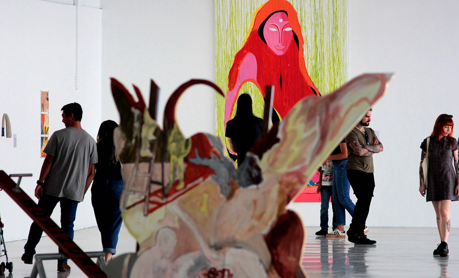 Projetos inéditos, exposições e fortalecimento do setor educativo marcam o ano do MAC-PR