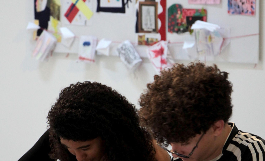 Agosto no MAC Paraná tem nova exposição com obras inéditas, oficinas e debates culturais