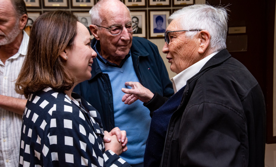 Estado firma acordo para retomada das obras do Museu de Arte Contemporânea do Paraná