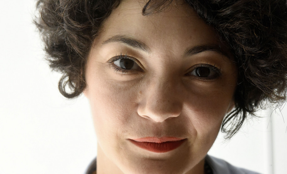 A nova diretora do MAC-PR, Ana Rocha.