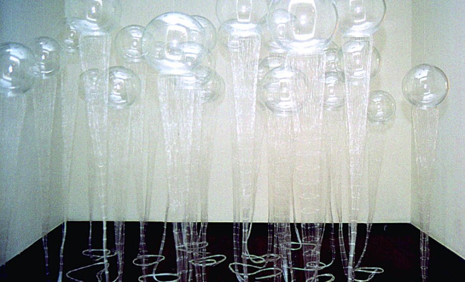 Estamos Aqui! Mainês Olivetti Instalação de Mainês Olivetti. Projeto foi realizado no Faxinal das Artes.